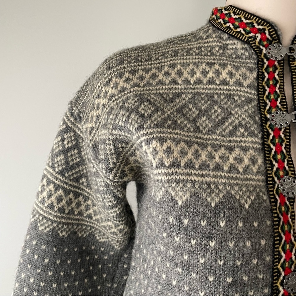 Vintage Norwegian Setesdal 100% Wool Knit Cardigan Sweater Norway Fair Isle - Picture 5 of 6